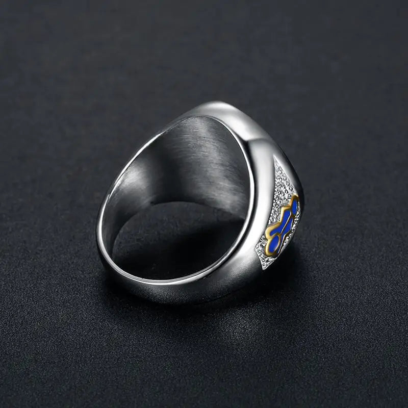Rear of silver-tone Masonic ring with blue shoulder detail