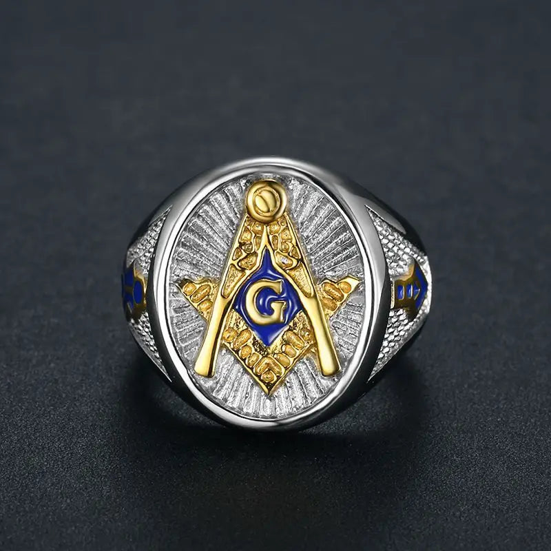Front of two-tone Masonic sunburst ring