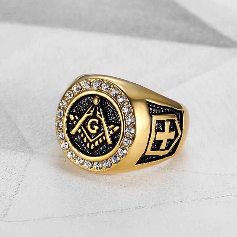 Masonic halo ring on fabric showing cross-shaped shoulder