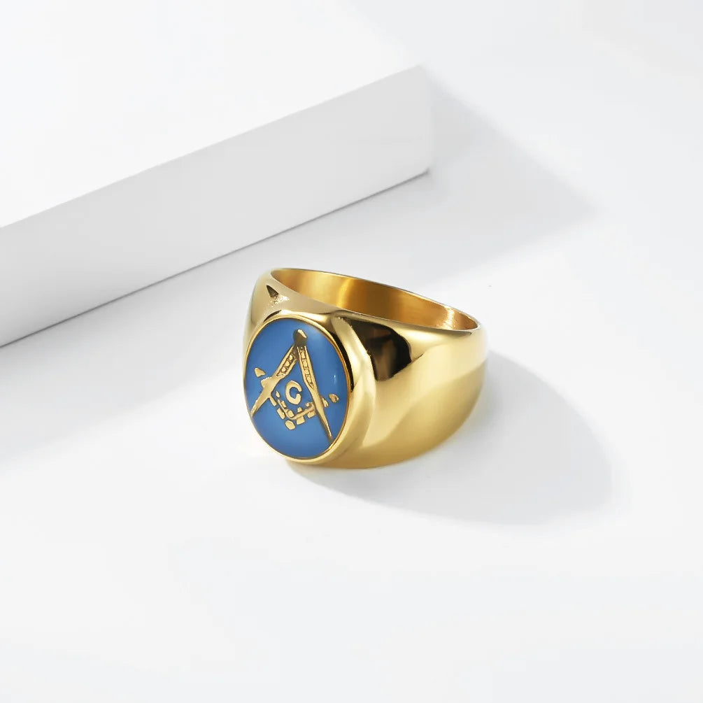 Gold-tone Masonic ring with round blue face