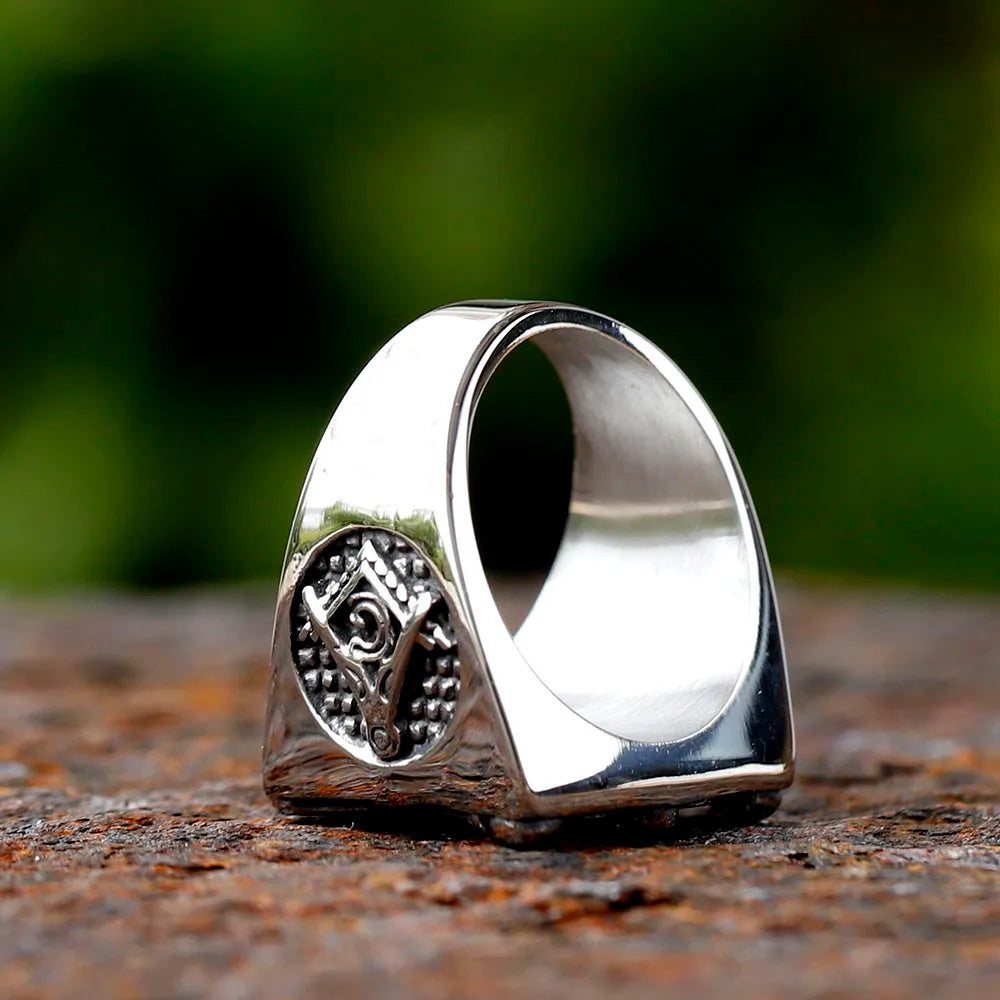 Rear view of Masonic pillar ring and band interior