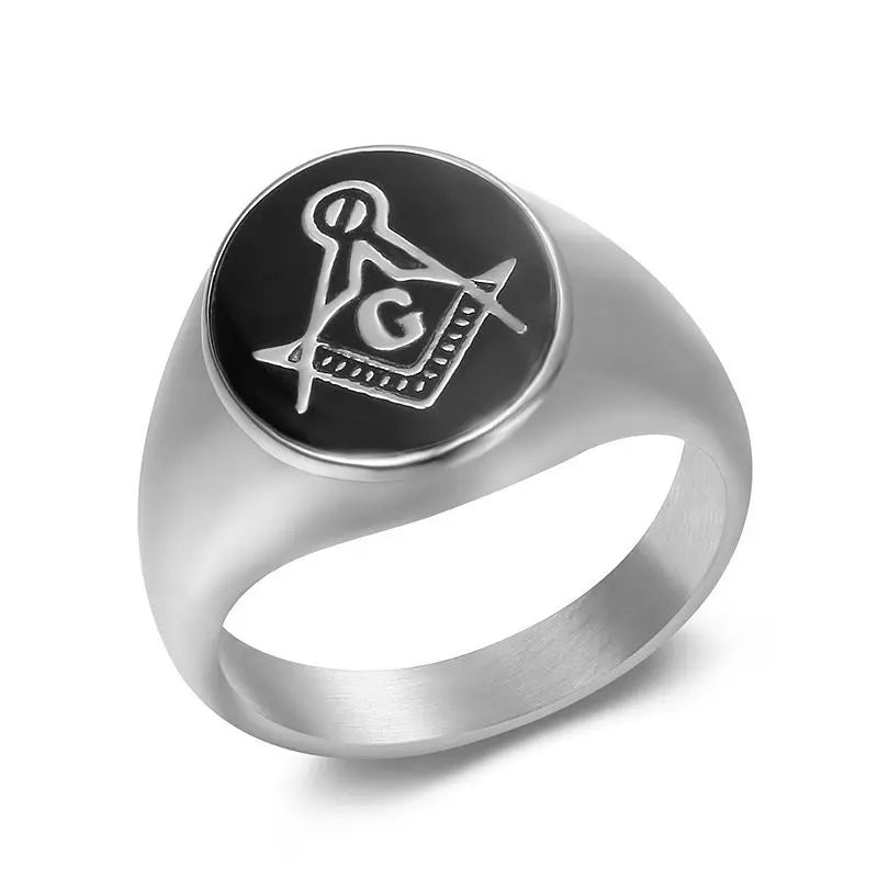 Silver-tone polished Masonic ring with black circular medallion